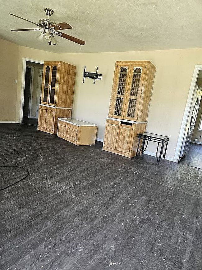 Photo of 1000 E 6th Ave, Corsicana, TX