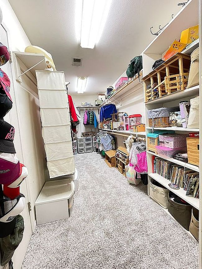 Image of 15400 Mabel Ct