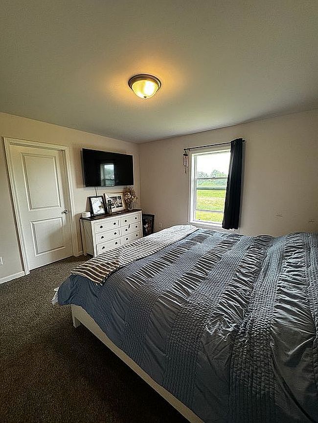 Image of 209 Autumnwood Ln