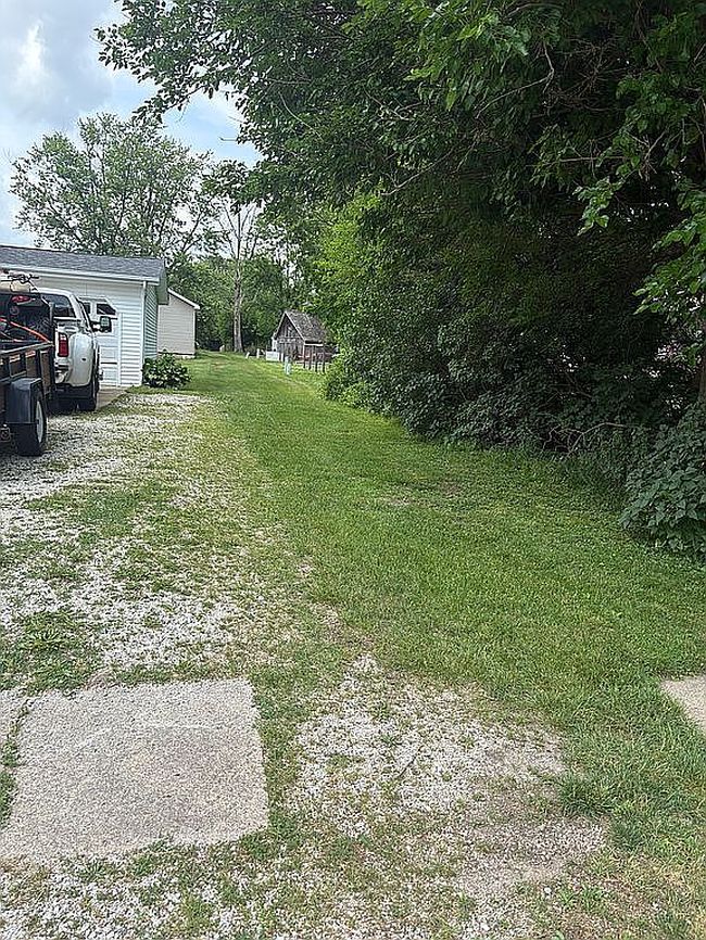 Photo of 111 E 3rd Ave, Deer Creek, IL