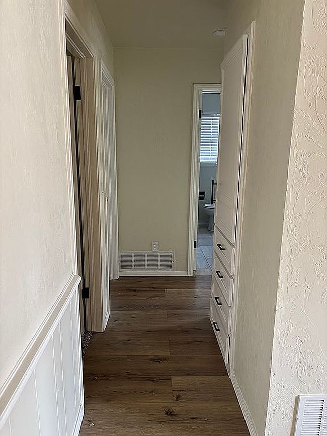 Additional photo 2 of property located at 7815 Nw 6th St