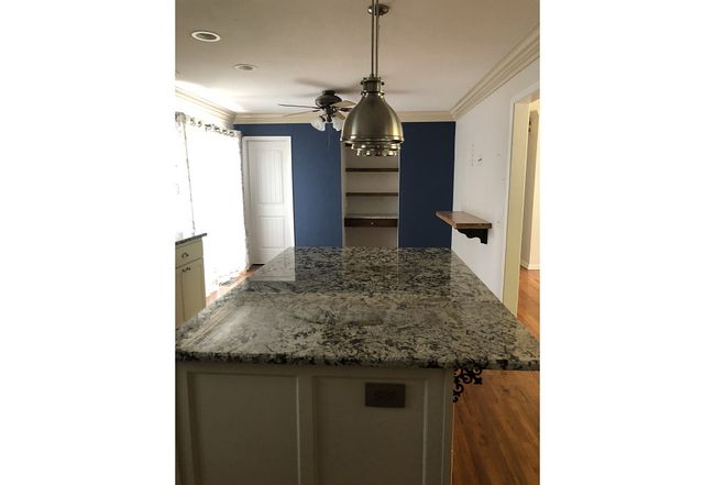 Additional photo 2 of property located at 1210 W Cherry St