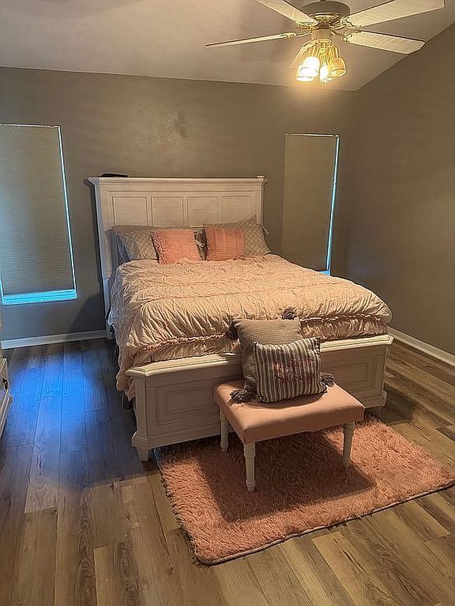 Image of 1427 Grand Cayman Cir