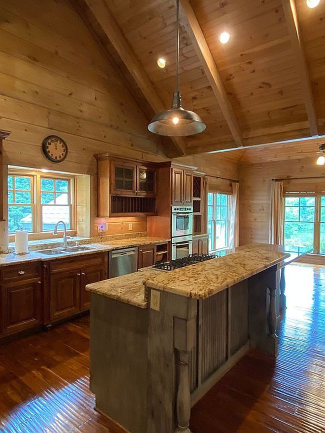 Image of 1051 Lake Rutledge Rd