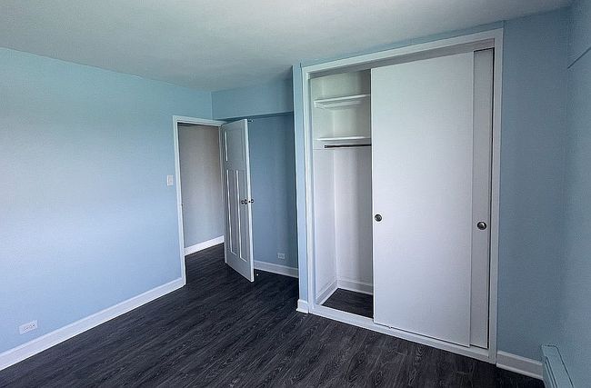 Photo of 7337 S South Shore Dr Apt 905