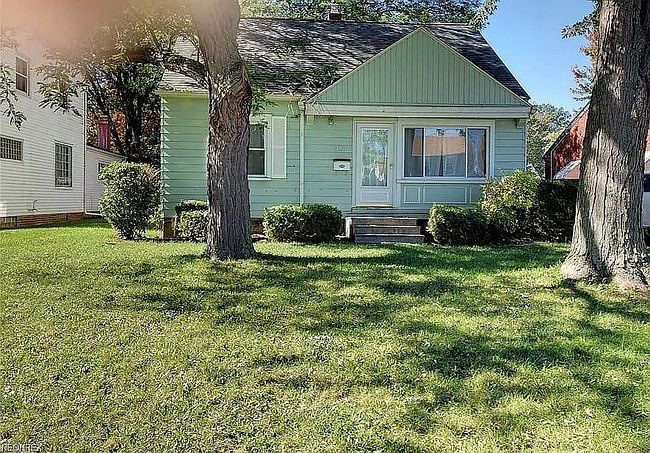 Photo of 318 Haddam Dr