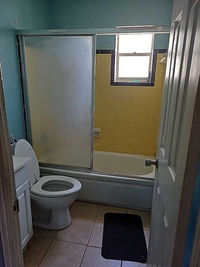 Image of 3215 Arnold Ave