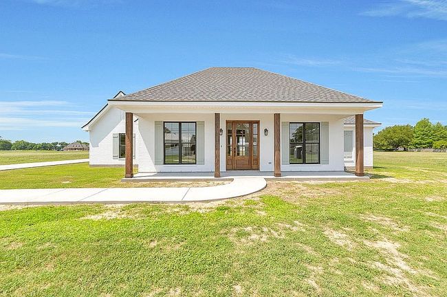 Image of 24120 Sherwood Dr