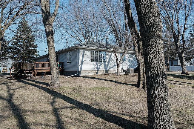 Photo of 402 W 1st St, Sherburn, MN