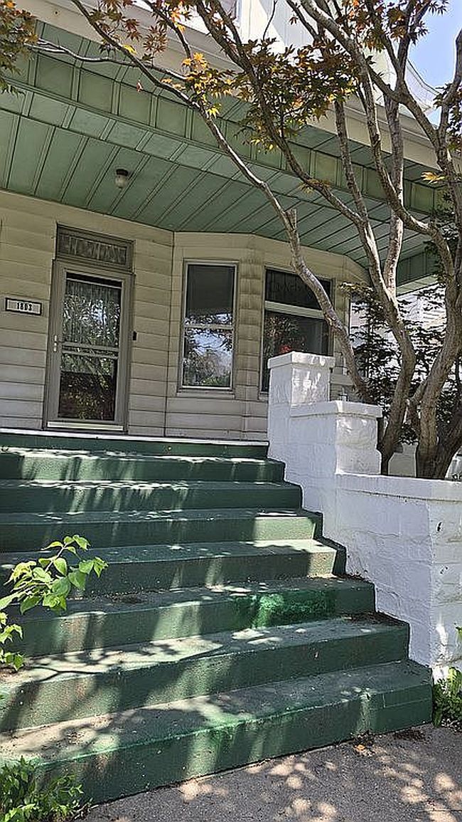 Photo of 1803 W Barker Ave, Peoria, IL
