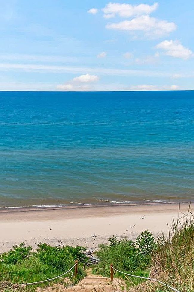 Photo of 748 Blue Star Hwy, South Haven, MI