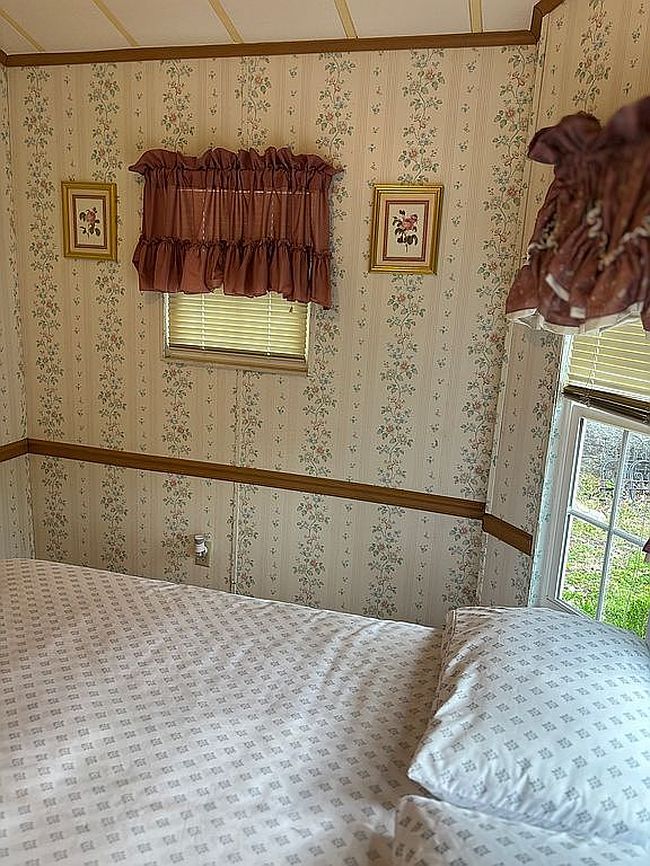 Photo of 5355 Parkway E #25, Cosby, TN