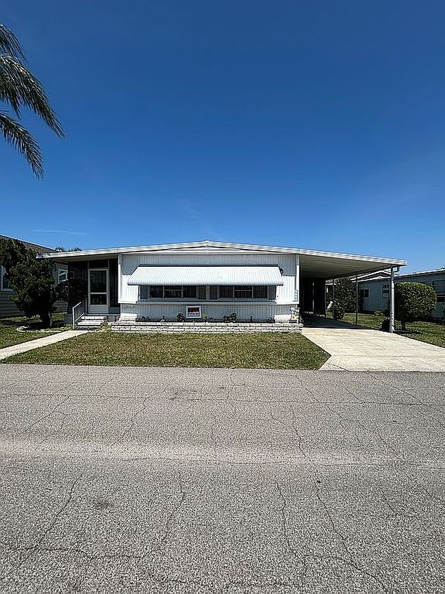 Photo of 3600 Aachen St, Sarasota, FL