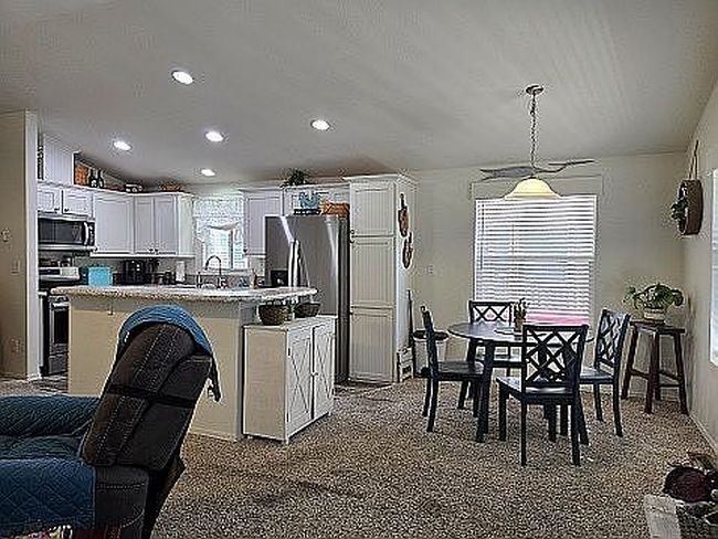 Photo of 629 Elk Dr Se, Albuquerque, NM