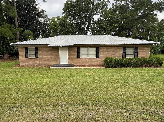 Preview of property located at 607 Winona St