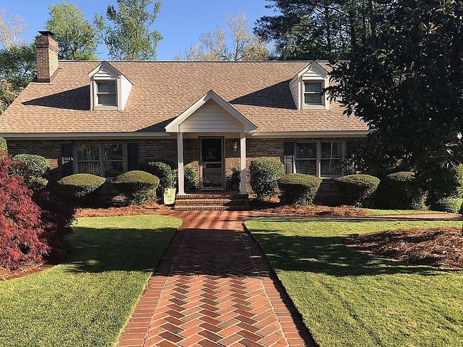 Image of 2401 Willow Creek Ct W