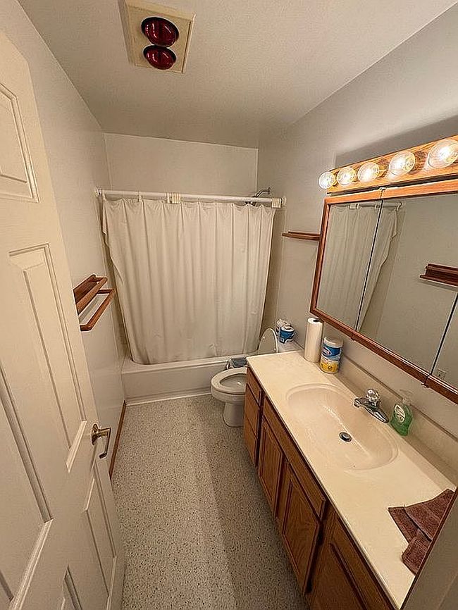 Image of 3041 W 91st Ave