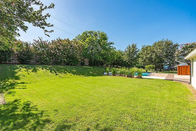 Photo of 4501 Ridgeway Rd, Fort Worth, TX