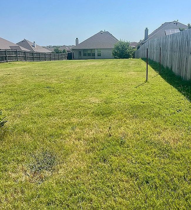 Photo of 1700 Dale Ln, White Settlement, TX