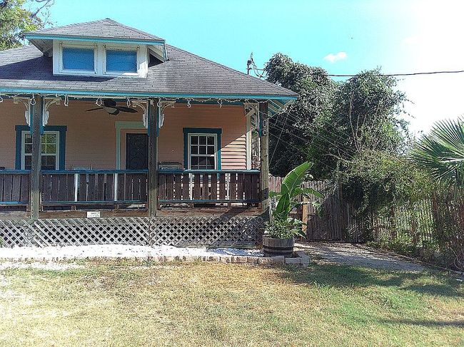 Photo of 1006 Marguerite St, Corpus Christi, TX