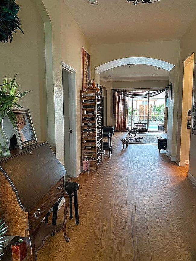 Photo of 4935 Oldham St, Sarasota, FL