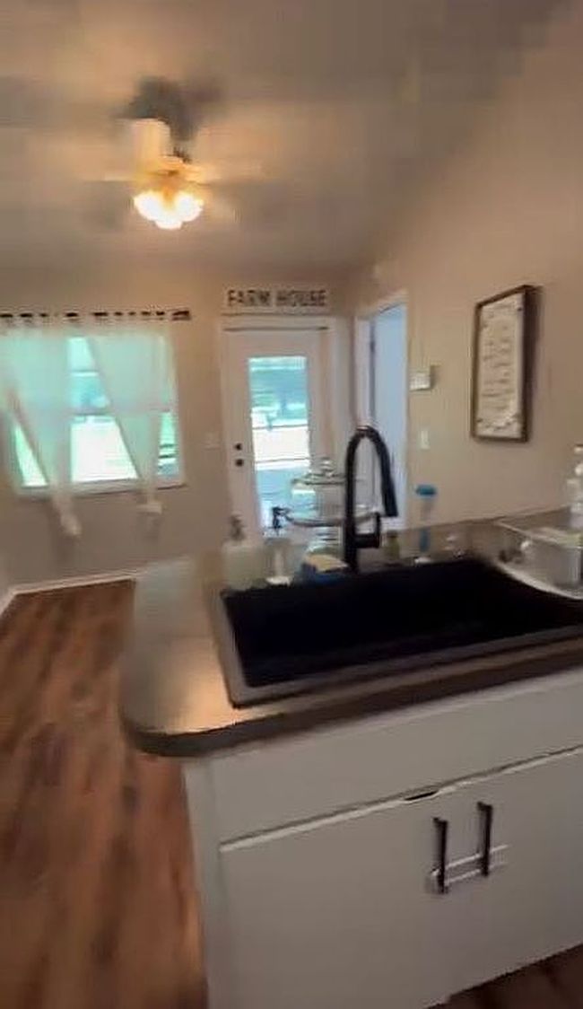 Additional photo of property located at 14650 Se 95th Ave