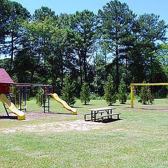 Photo of 84 E Meadow Ln Sw, Conyers, GA