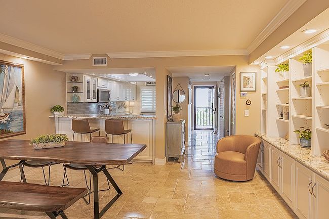 Photo of 55 Rogers St Apt 402, Clearwater, FL