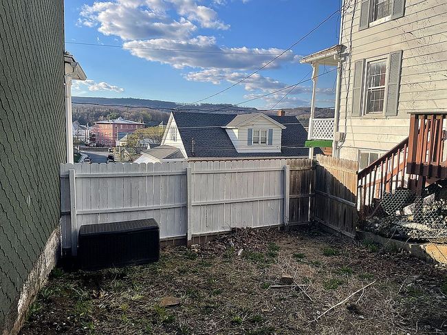 Image of 251 Spruce St