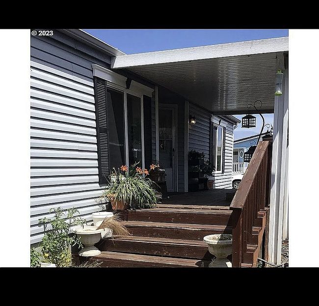 Image of 5031 Copper Creek Loop Ne