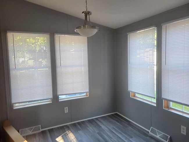 Photo of 2897 Collingwood Dr #8, Bay City, MI