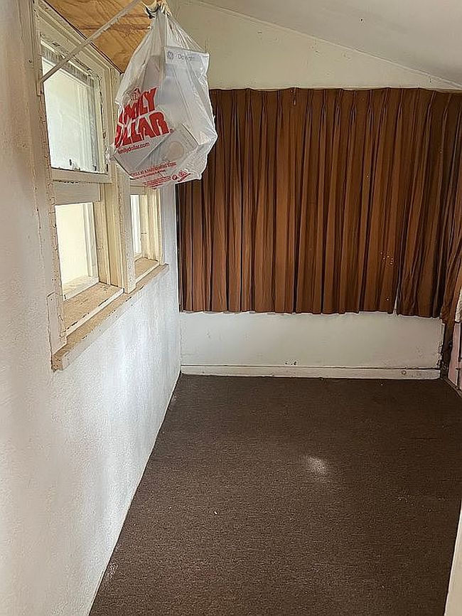 Image of 623 N Bluff Ave