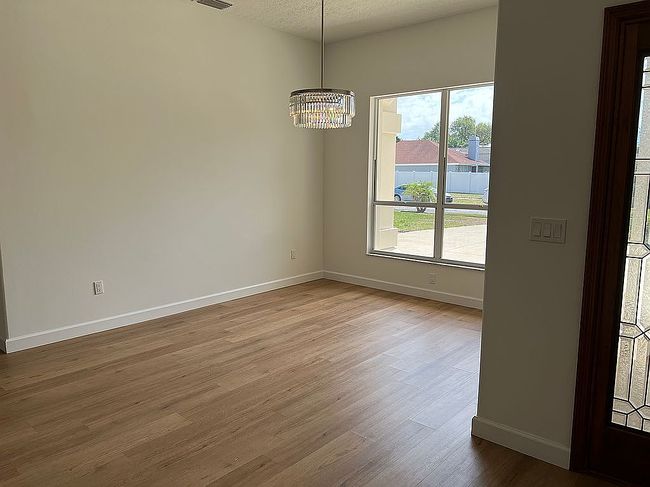 Additional photo 2 of property located at 15003 Laurel Cove Cir