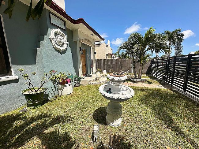 Image of 3411 Sw 24th Ter