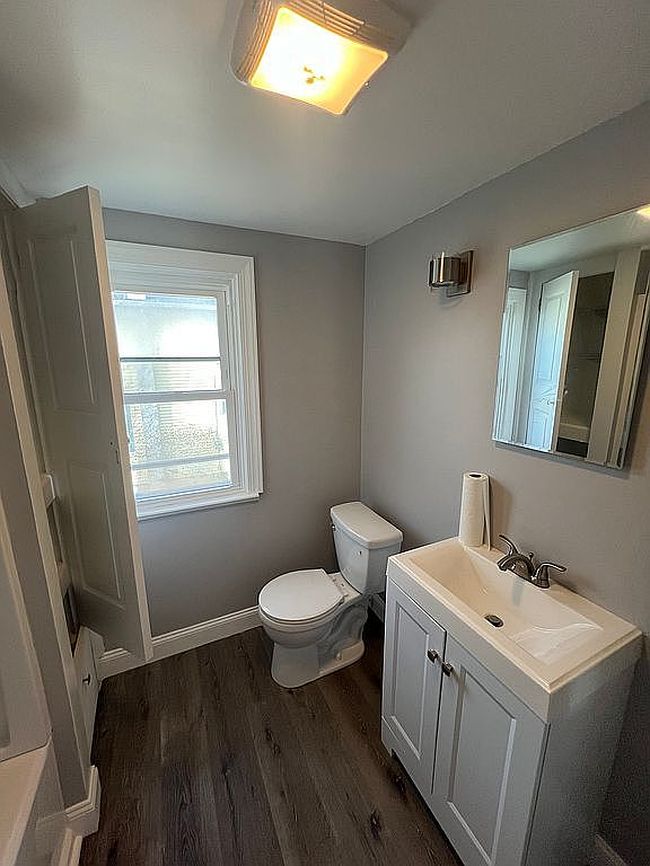 Photo of 90 Ridge St, Shavertown, PA