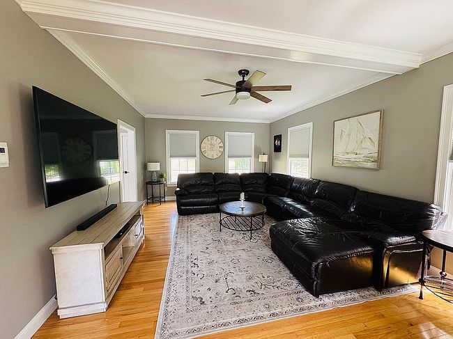 Photo of 6 Warfield Rd, Mendon, MA