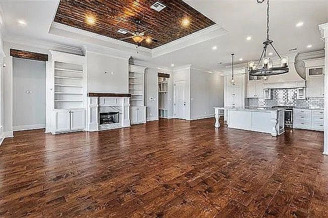 Additional photo 2 of property located at 4407 Capstone Xing