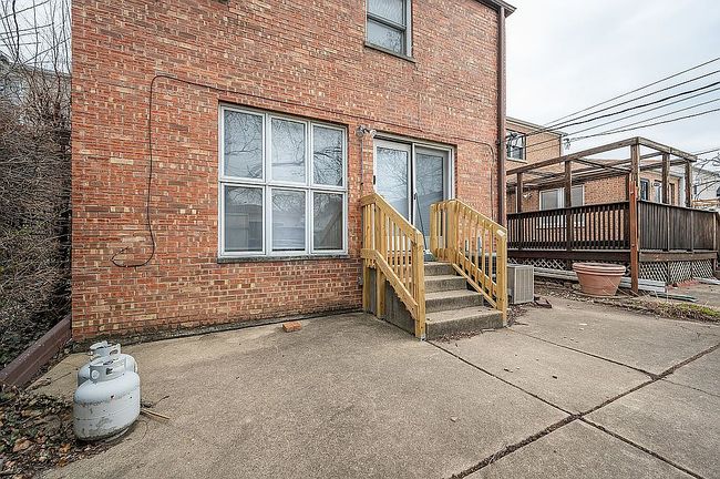 Image of 3123 W Chase Ave