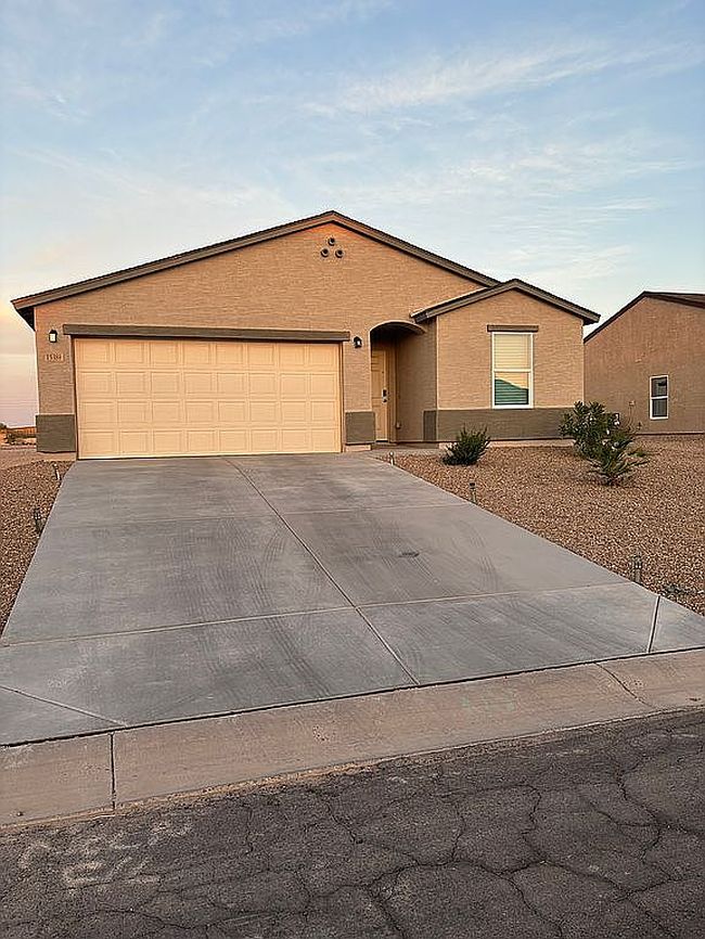 Image of 15389 S Patagonia Rd