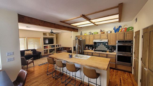 Additional photo 3 of property located at 6320 Vista De Oro