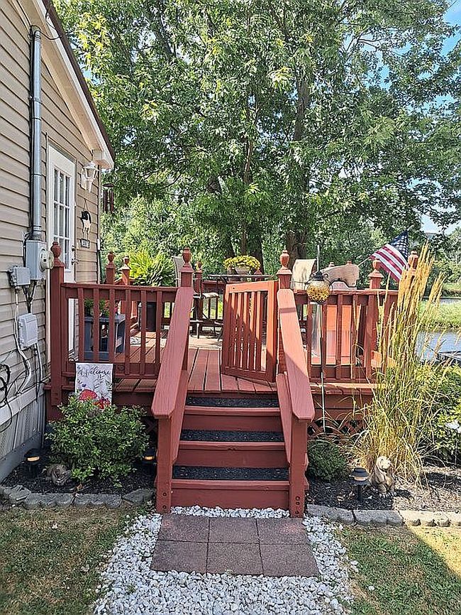 Photo of 150 River Valley Rd, Irvine, PA