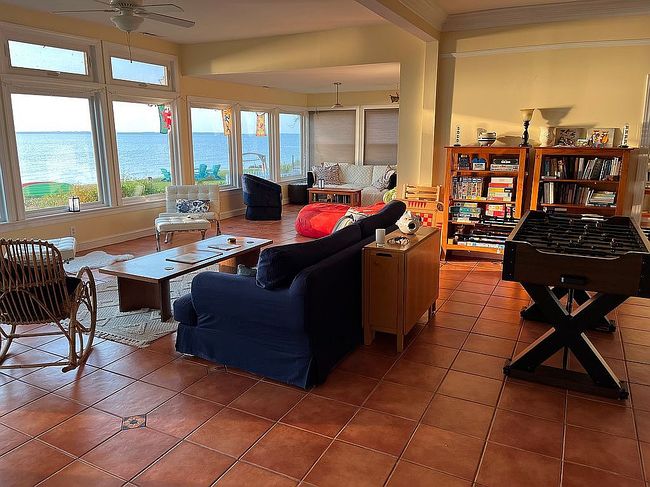 Additional photo 3 of property located at 279 Wiggins Point Rd