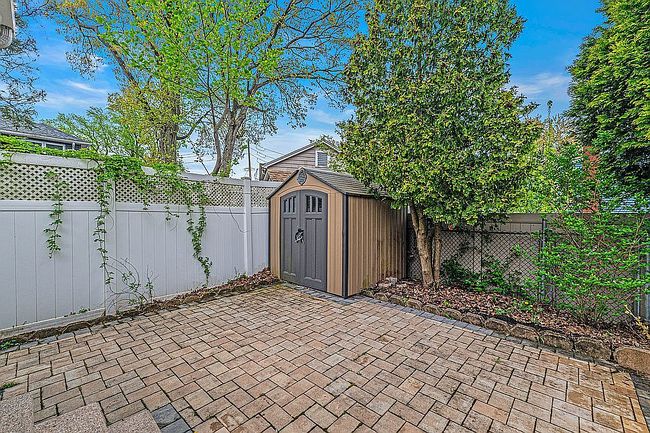 Image of 204 Lindenwood Rd