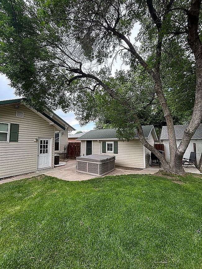 Photo of 333 S Interocean Ave, Holyoke, CO