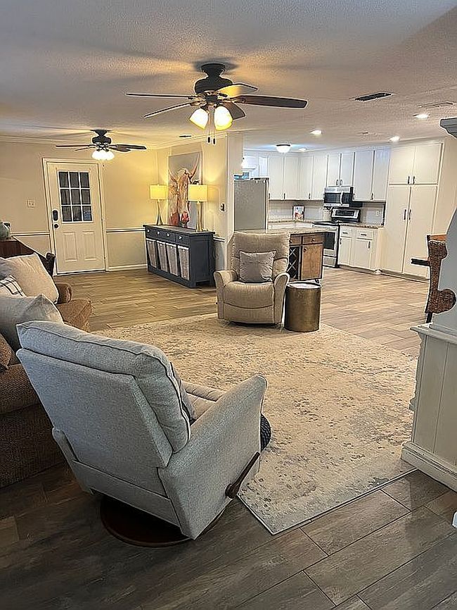 Additional photo 3 of property located at 118 Quail Run