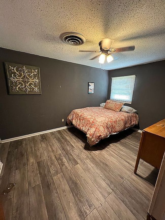 Preview of property located at 617 Adams Ave