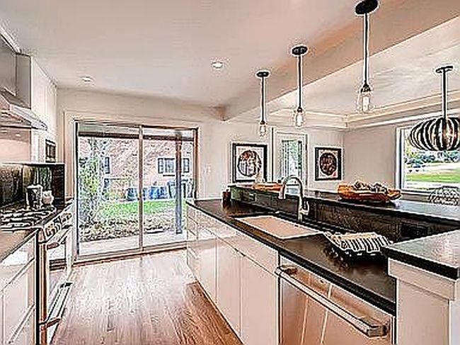 Additional photo 3 of property located at 7377 Highland Dr