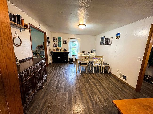 Photo of 216 James Ave, Herrick, SD