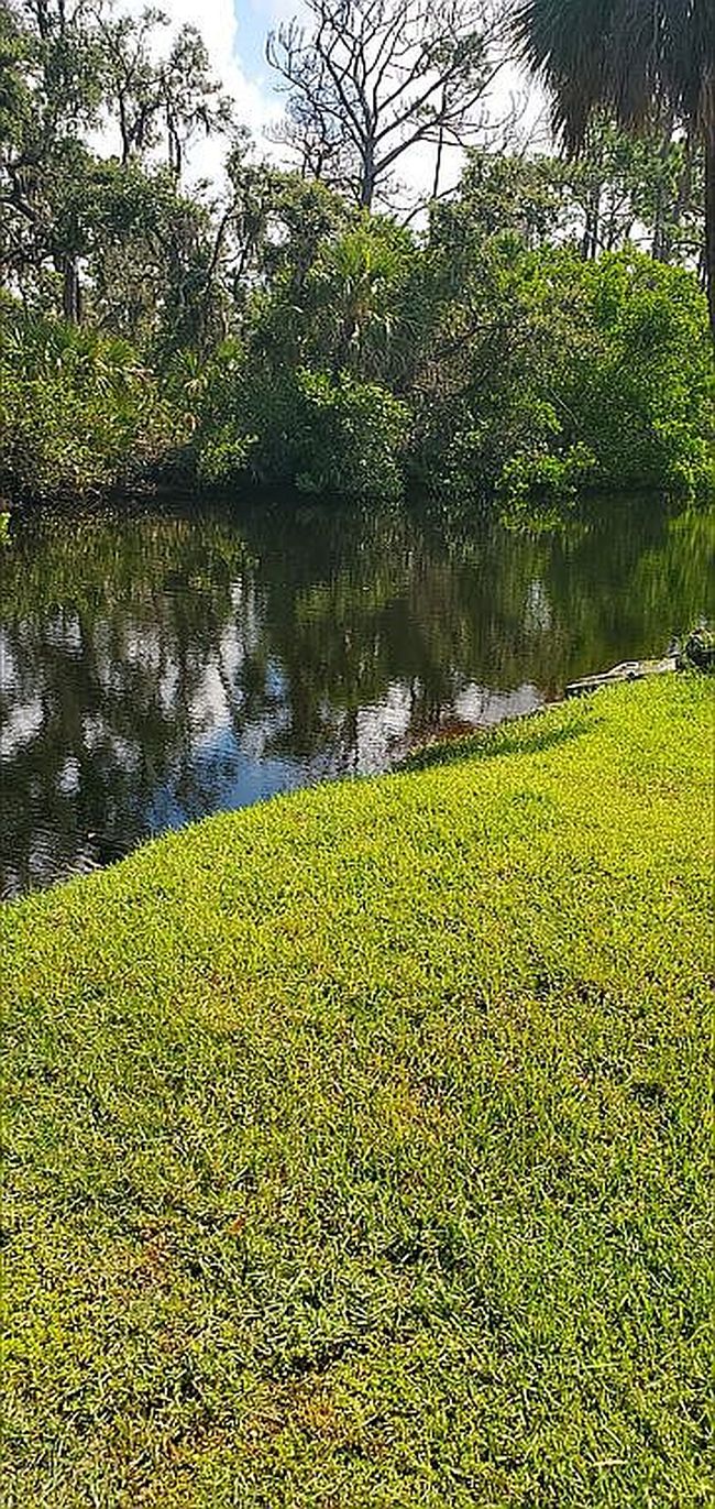 Photo of 1241 N Indies Cir, Venice, FL