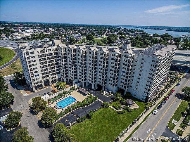 Photo of 1 Riverpointe Plz Apt 518, Jeffersonville, IN